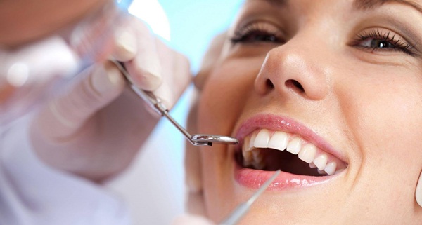 Có 2 loại răng sứ thông dụng nhất