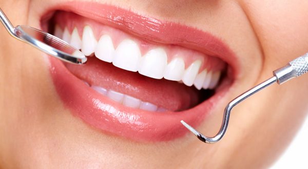 Làm đẹp cho răng hàm đã không còn xa lạ với mọi người