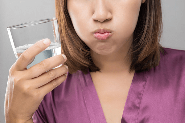 Muối có tính kháng khuẩn cao, có hiệu quả điều trị sưng nướu răng nhanh chóng Muối có tính kháng khuẩn cao, có hiệu quả điều trị sưng nướu răng nhanh chóng