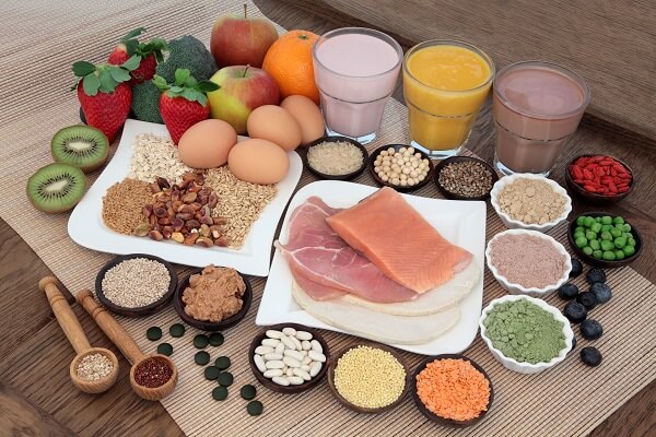 Chọn thức ăn có chứa đủ dinh dưỡng cần thiết