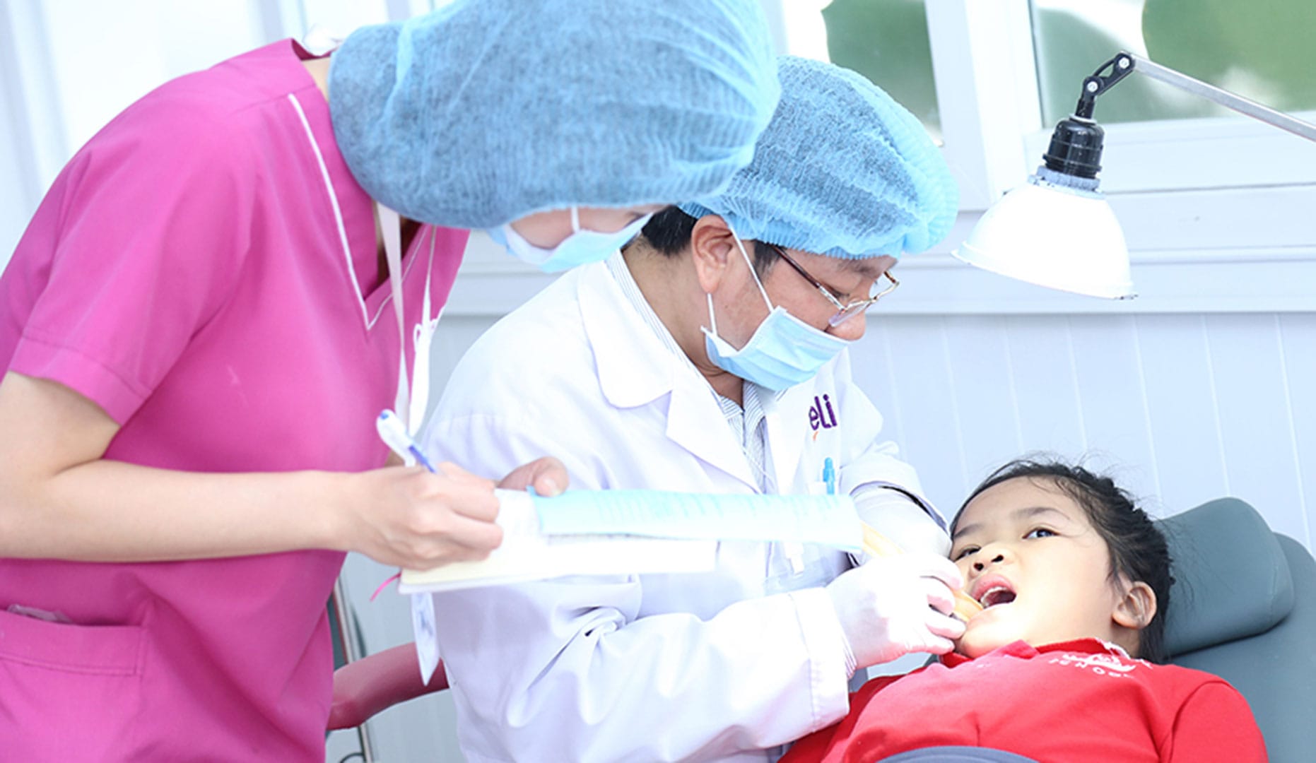 Tổng Hợp 10 Nha Khoa Quận 1 Uy Tín, Chất Lượng Tại TPHCM