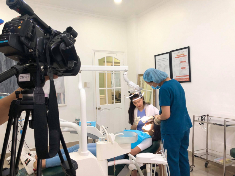 Điều trị tại phòng khám nha khoa
