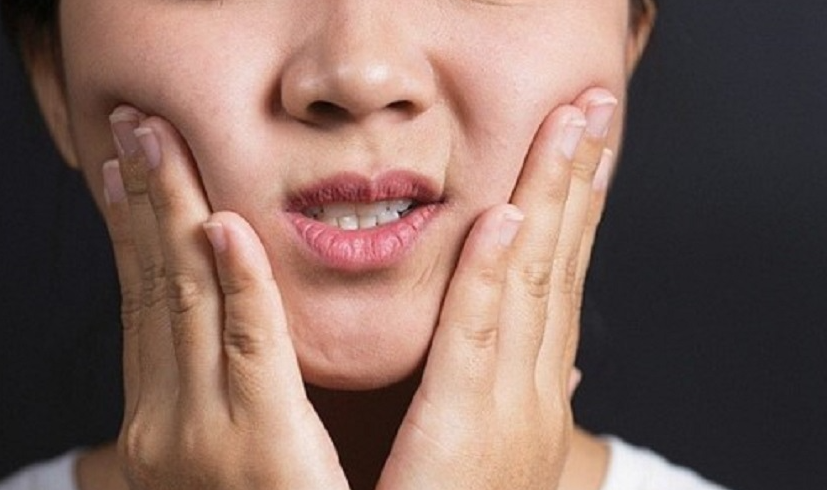 Nguy cơ tiềm ẩn khi niềng răng tại nhà