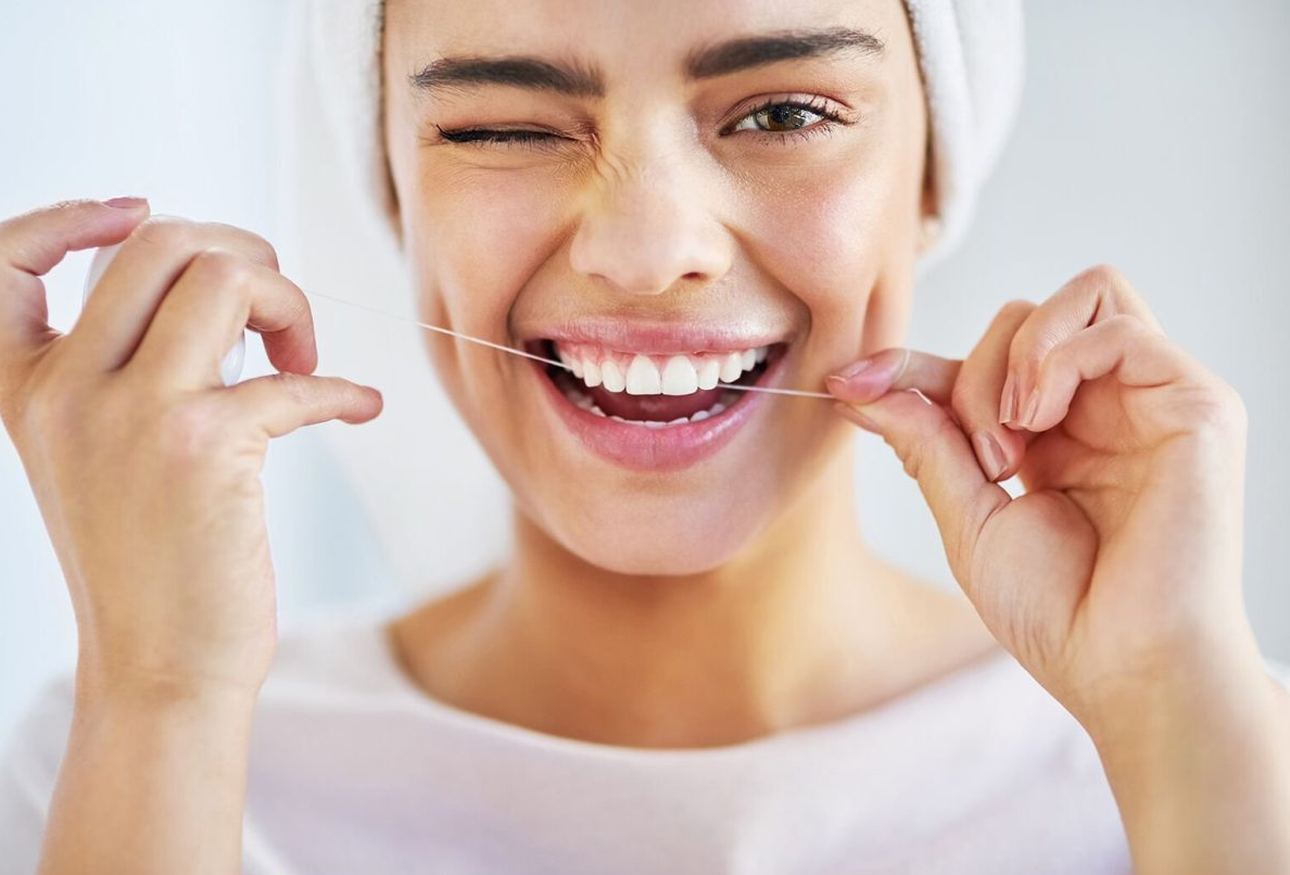 Lưu ý khi dán sứ Veneer 2 răng cửa