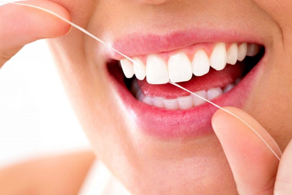 Vệ sinh răng miệng sai cách