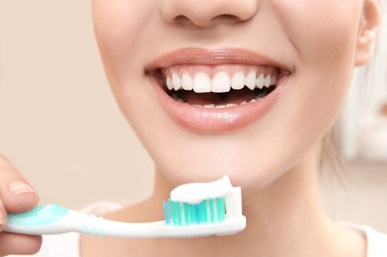 Một số lưu ý khi bọc lại răng sứ