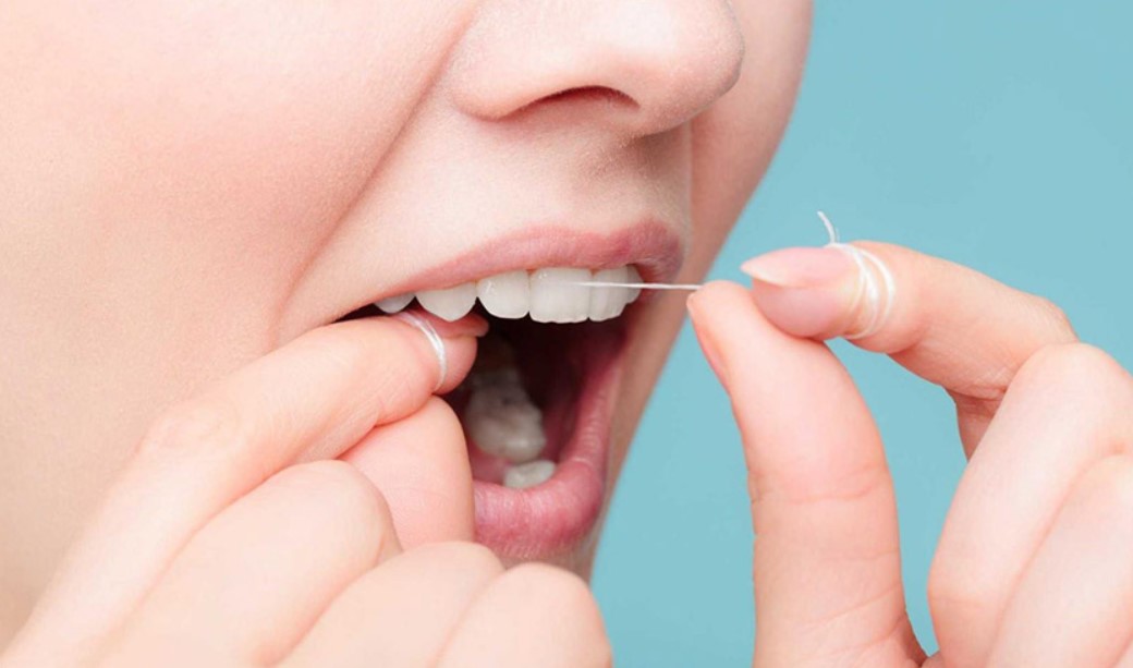 Vì sao cần chăm sóc răng sứ đúng cách?