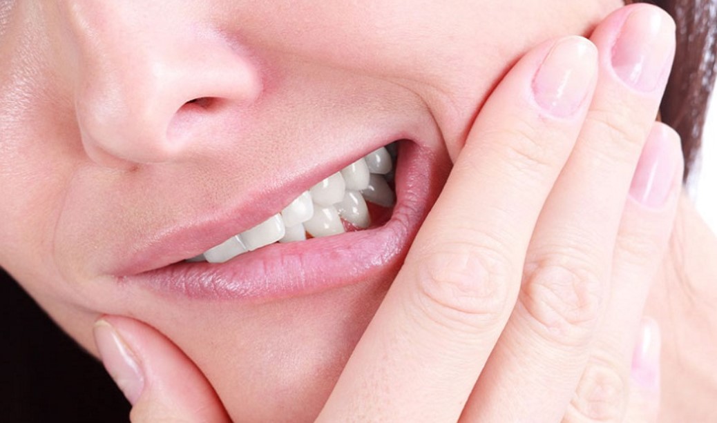 Bị lệch khớp cắn