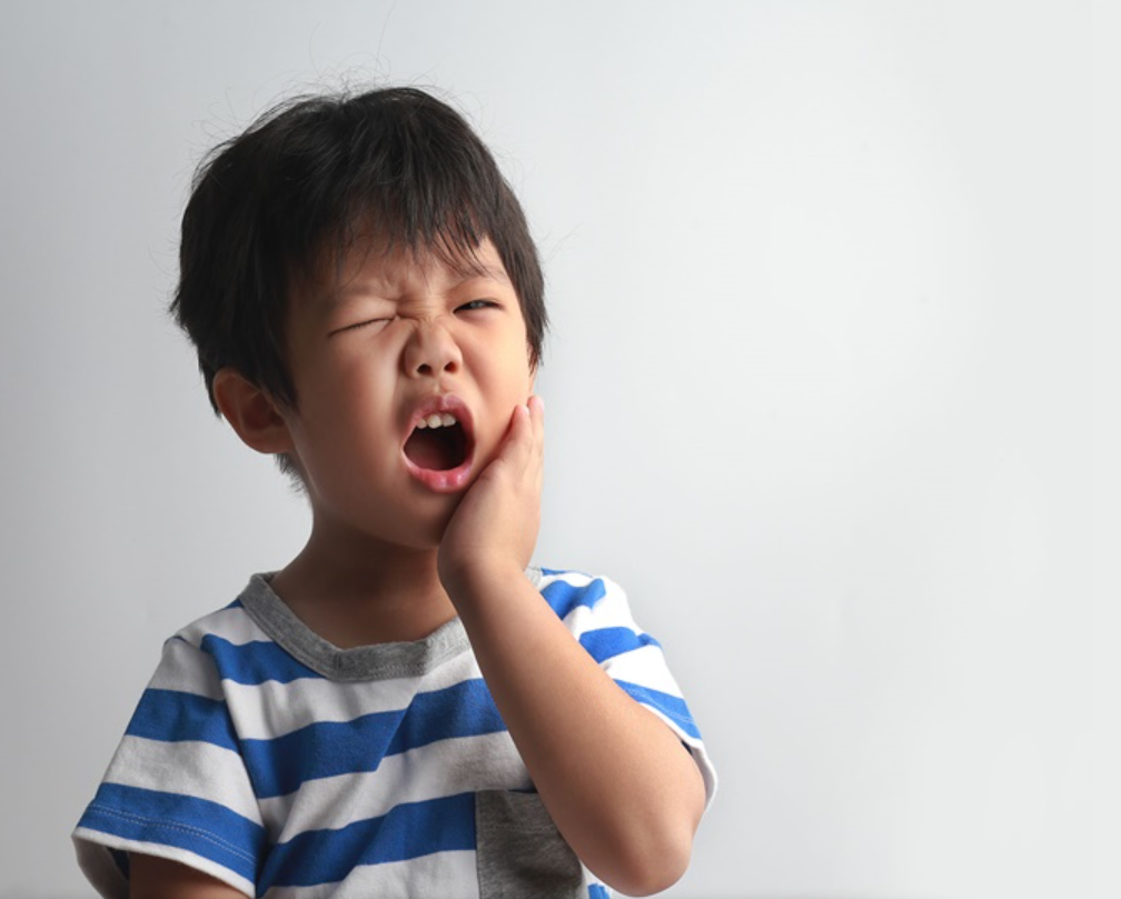 răng sữa bị sâu
